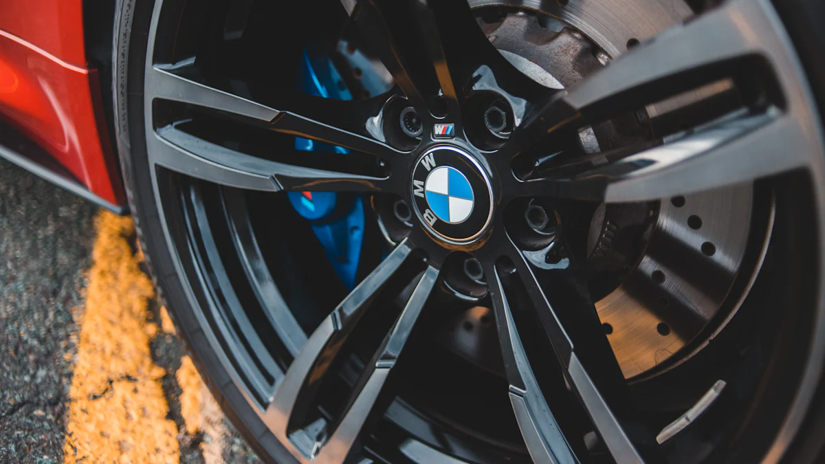 Niche Gamma Gloss Black M224