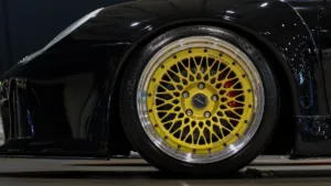 A Complete Guide to Choosing the Best 17-Inch Rim for Your Vehicle