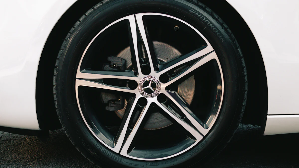 Abmessungen und Spezifikationen von 17x7,5 Stahlrädern