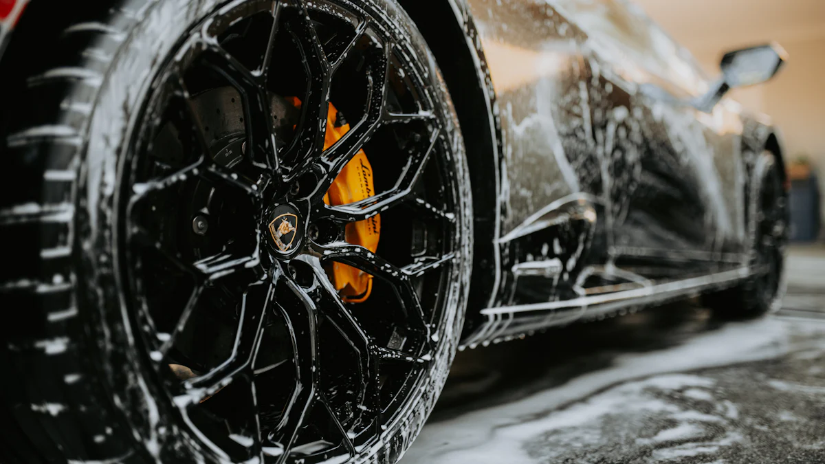 Abwägung der Vor- und Nachteile von schwarzen Felgen