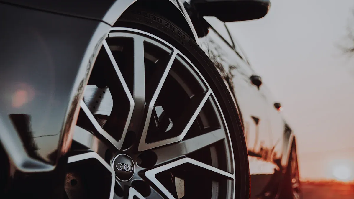 Luxus- und Premium-Golf-Räder in Schwarz