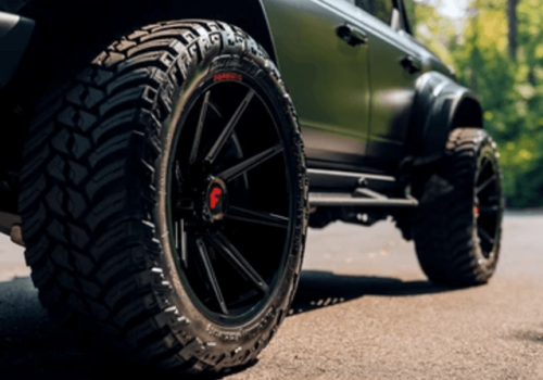 black wheel